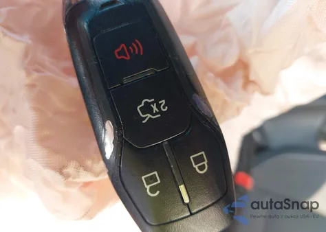 2015 Ford Mustang V6 из США, поврежденный, VIN 1FA6P8AM4F5329744